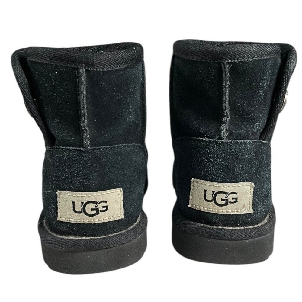 UGG Kids Classic Mini Button Boots Black Suede Size 12 Youth Winter/Fall Short - Picture 2 of 9